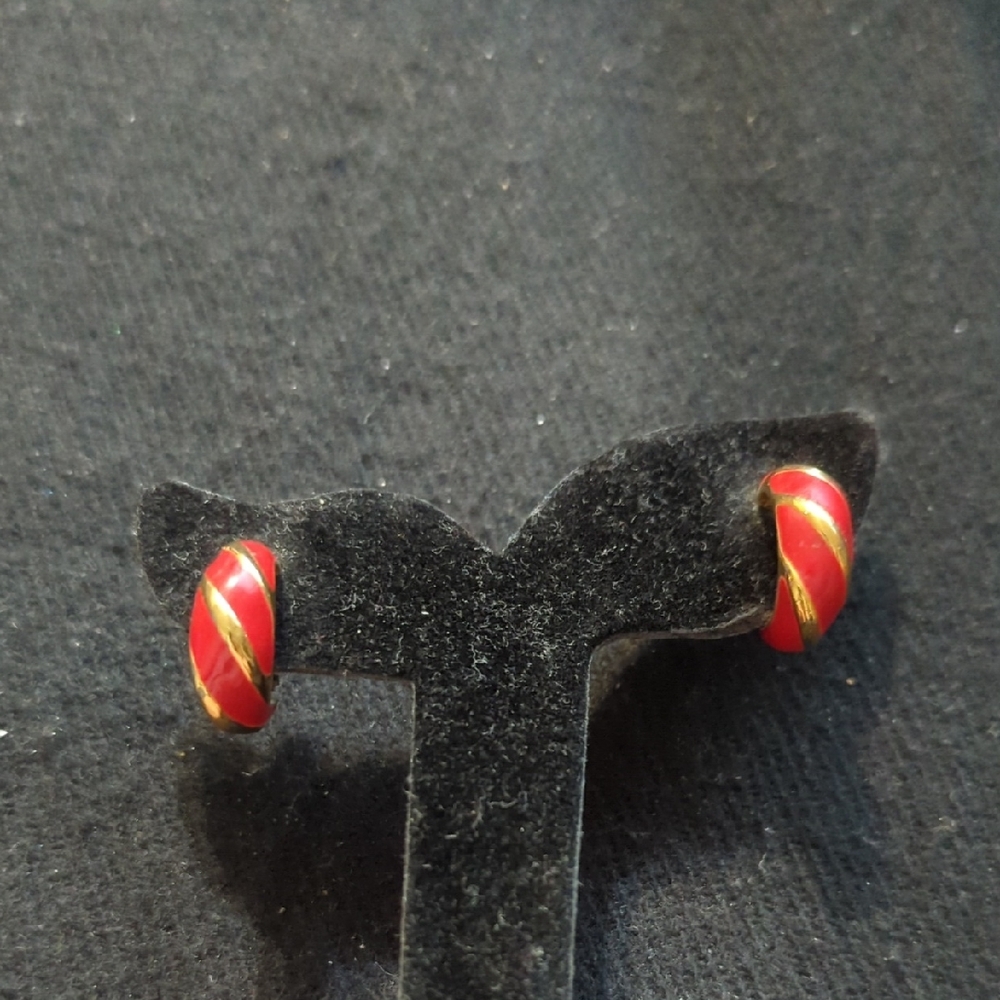 Vintage Napier Gold Tone Red Enamel Hopp Screw Back Clip On Statement Earrings